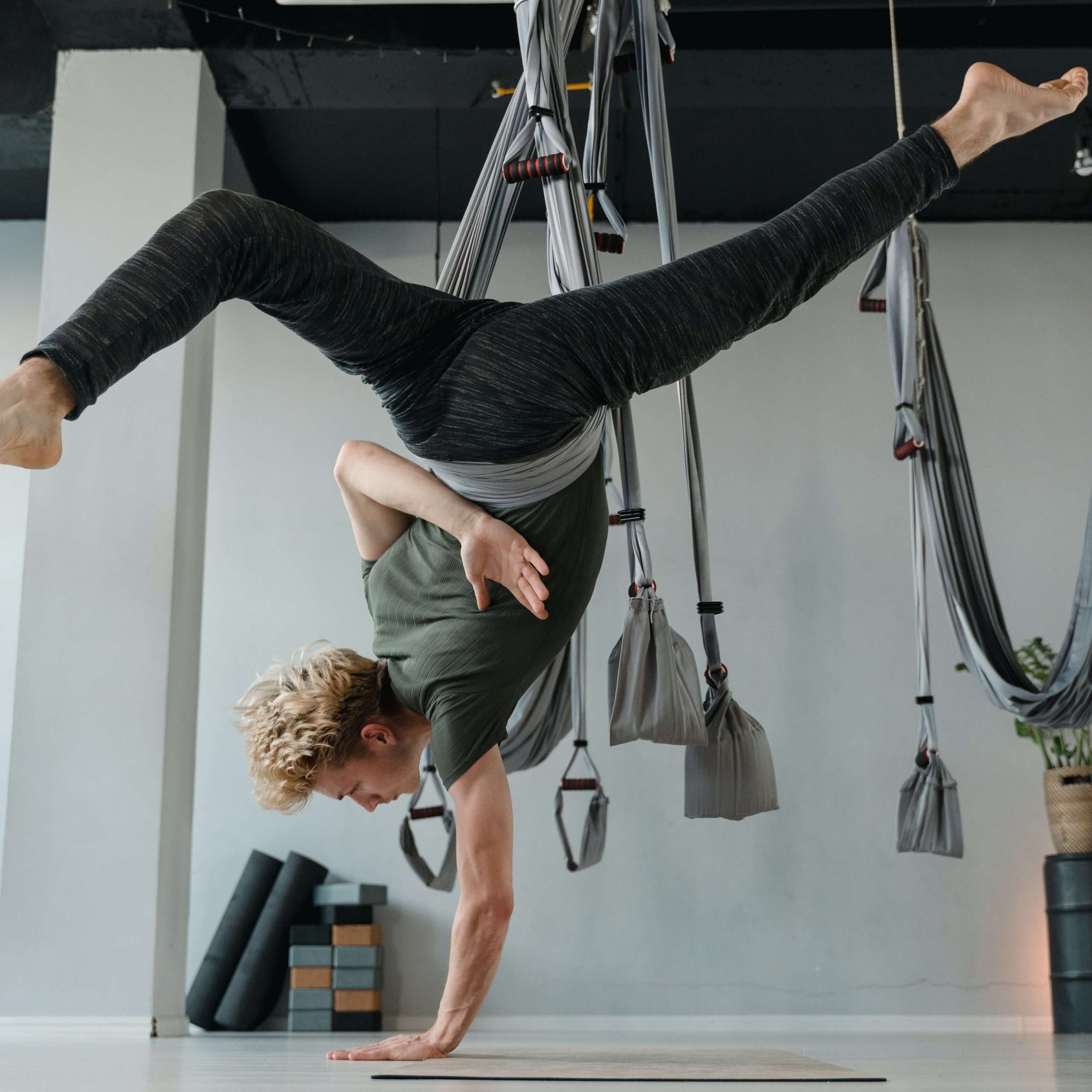 The Benefits of Aerial Yoga for Beginners